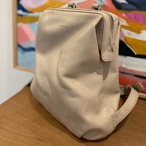 Matt & Nat Beige backpack